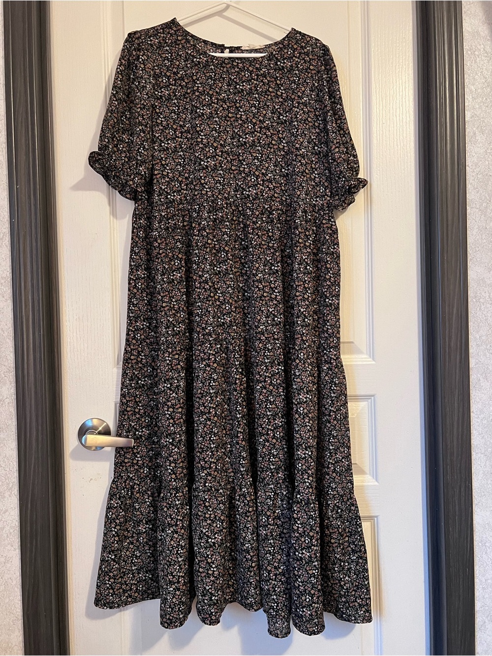 Easel Midi Dress